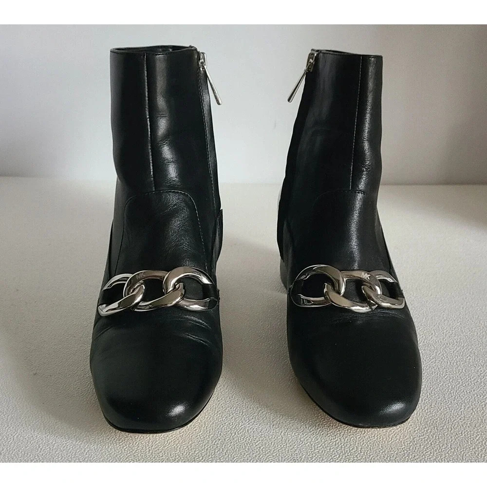 WOMENS' MICHAEL KORS CHAIN EMBELLISHED LEATHER ANKLE BOOTS BOOTIES BLACK SZ 6 M - Picture 2 of 10